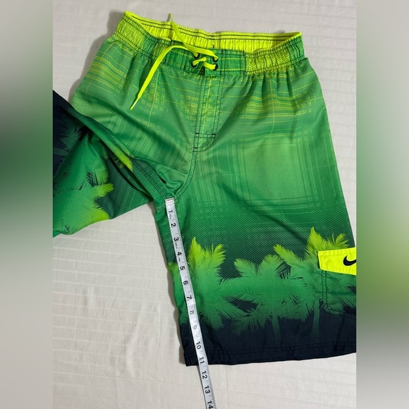 Nike Swim Trunks Board Shorts Mens L/XL Green Blue Palm Trees Plaid 11” - Picture 8 of 13